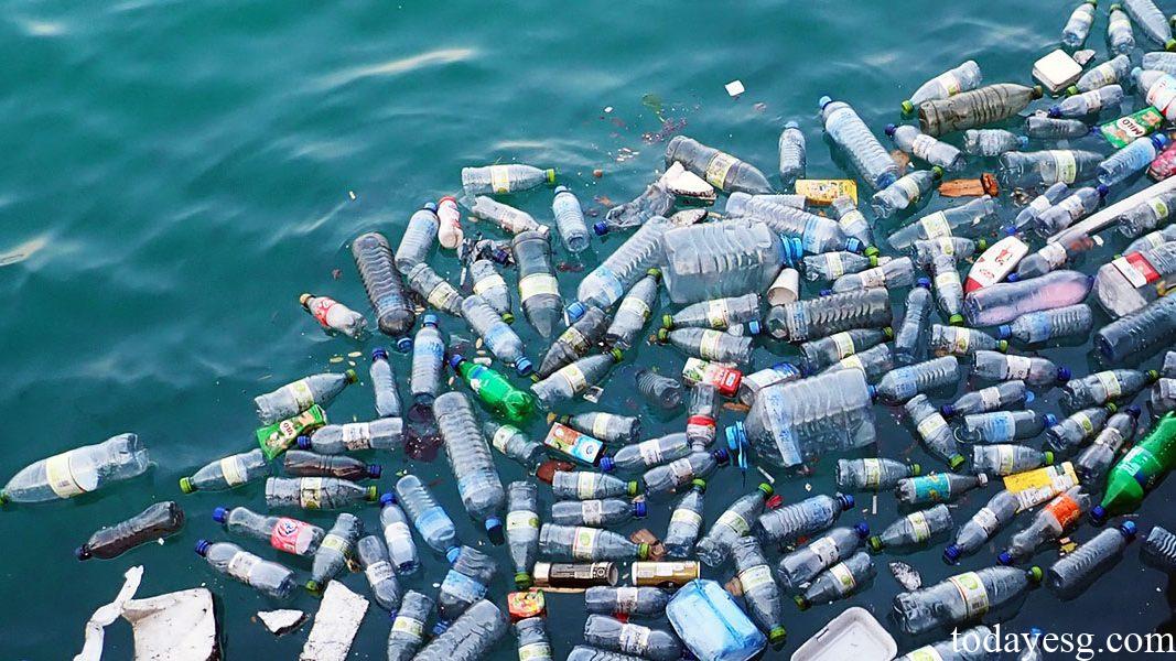 Plastic Waste Reduction-Linked Bond